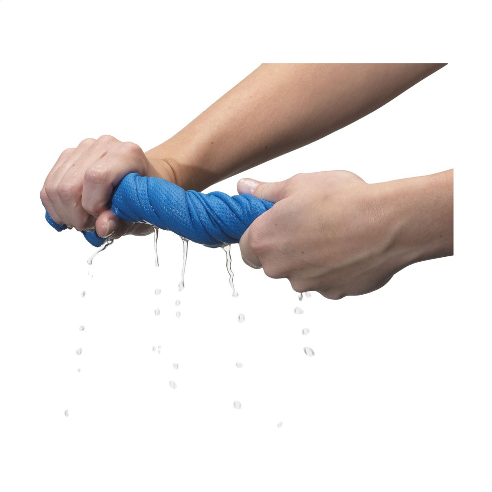 CoolDown Kühlhandtuch - hellblau (± PMS 2995)