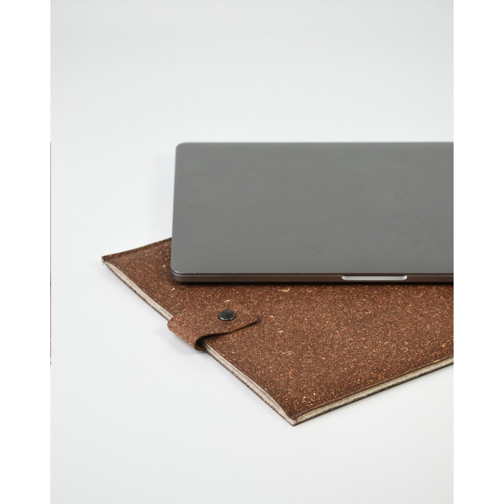 Recycled Leather Laptop Sleeve 16"