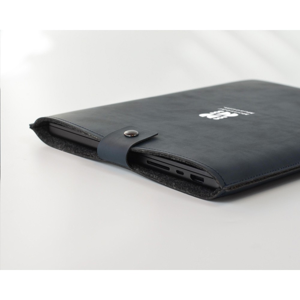 Recycled Leather Laptop Sleeve 16"